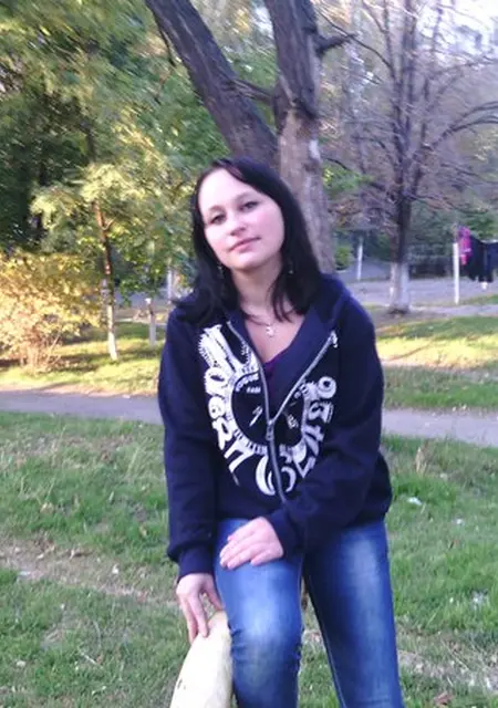 Юлианна з Маріуполя, шукаю на сайті знайомства на одну ніч