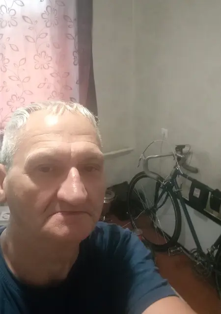 Я Valter, 25, из Борисова, ищу знакомство для постоянных отношений