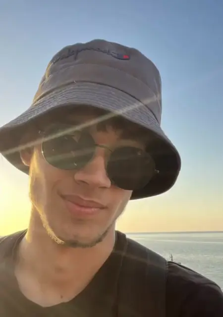 Ruslansex из Актау, мне 21, познакомлюсь для дружбы