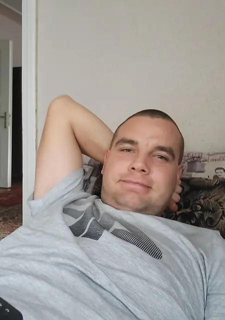 Андрій з Стрий, шукаю на сайті знайомства на одну ніч