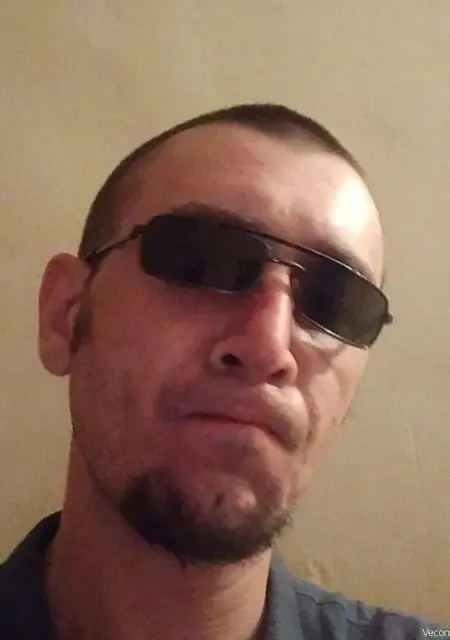 Пипен из Ивано-Франково, мне 37, познакомлюсь на одну ночь