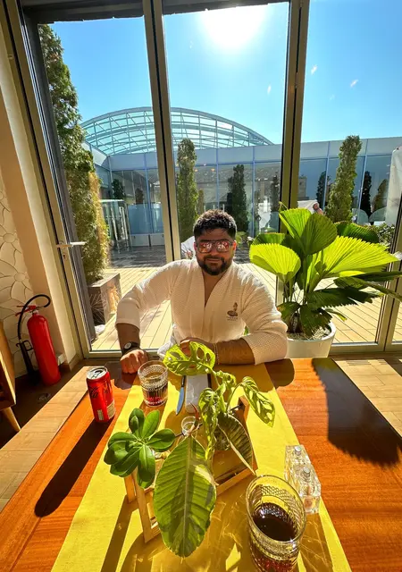 Я Hussein, 33, из Халден, ищу знакомство для постоянных отношений